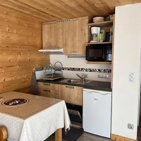 A Avec Garage Apartmán